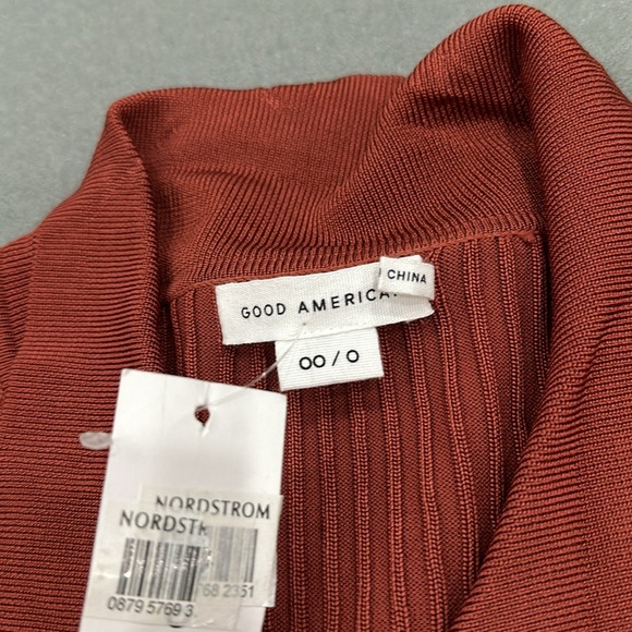 Good American Collared Long Sleeve Ribbed Midi Dress size 00/0 Brick - Picture 3 of 7